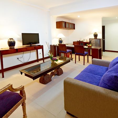 Puri Maharani Boutique Hotel デンパサール エクステリア 写真