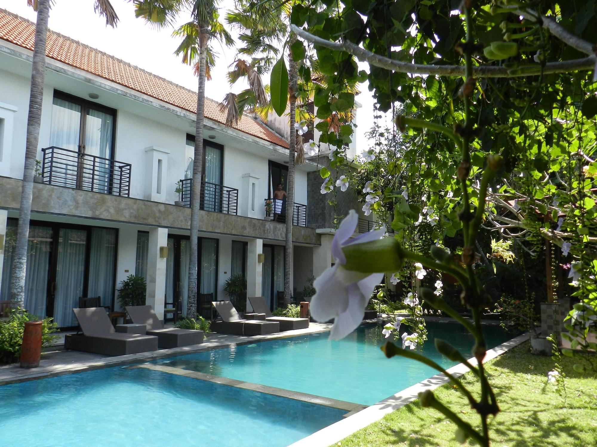 Puri Maharani Boutique Hotel デンパサール エクステリア 写真
